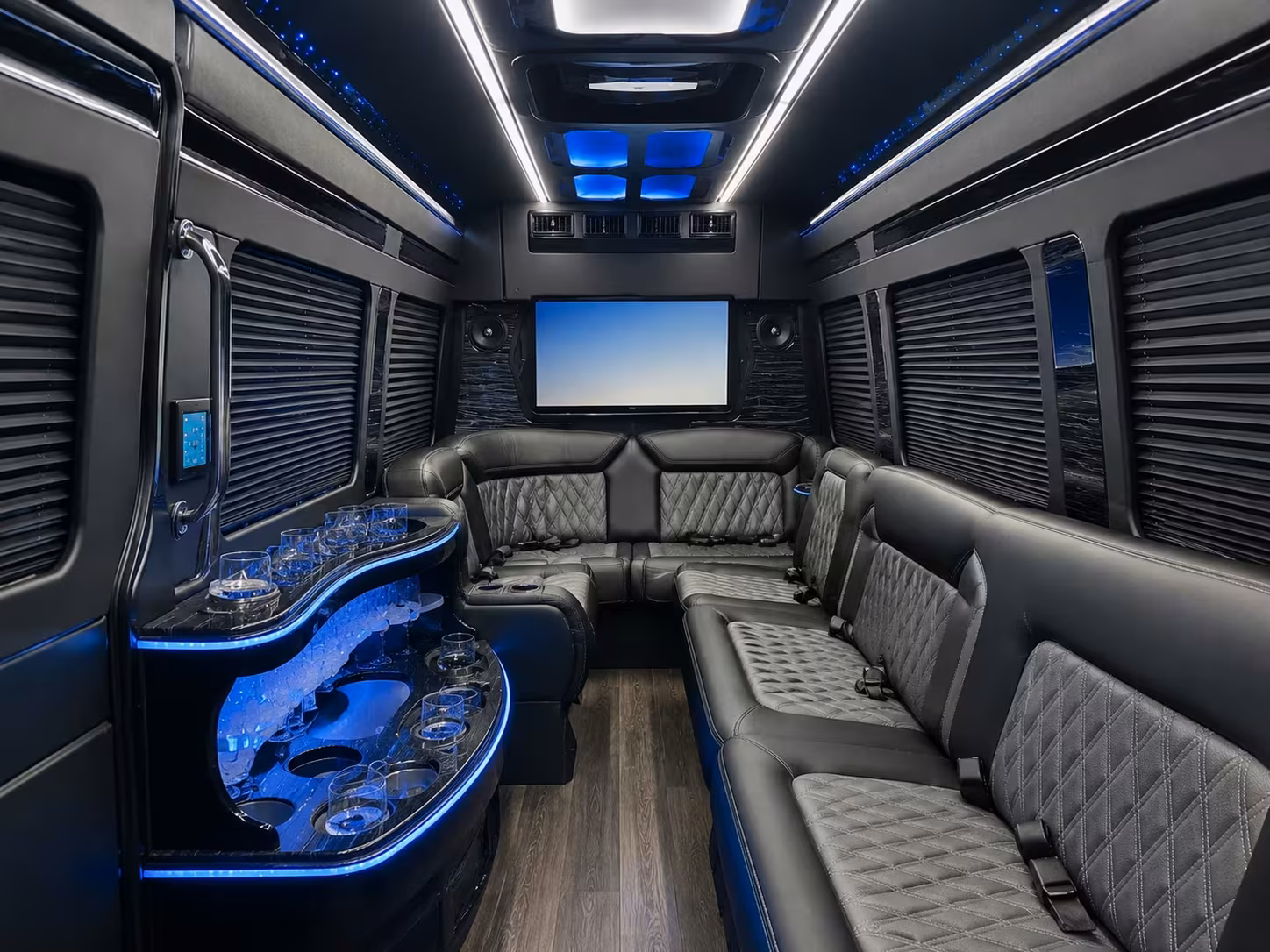 bus rental options for rio rancho trips