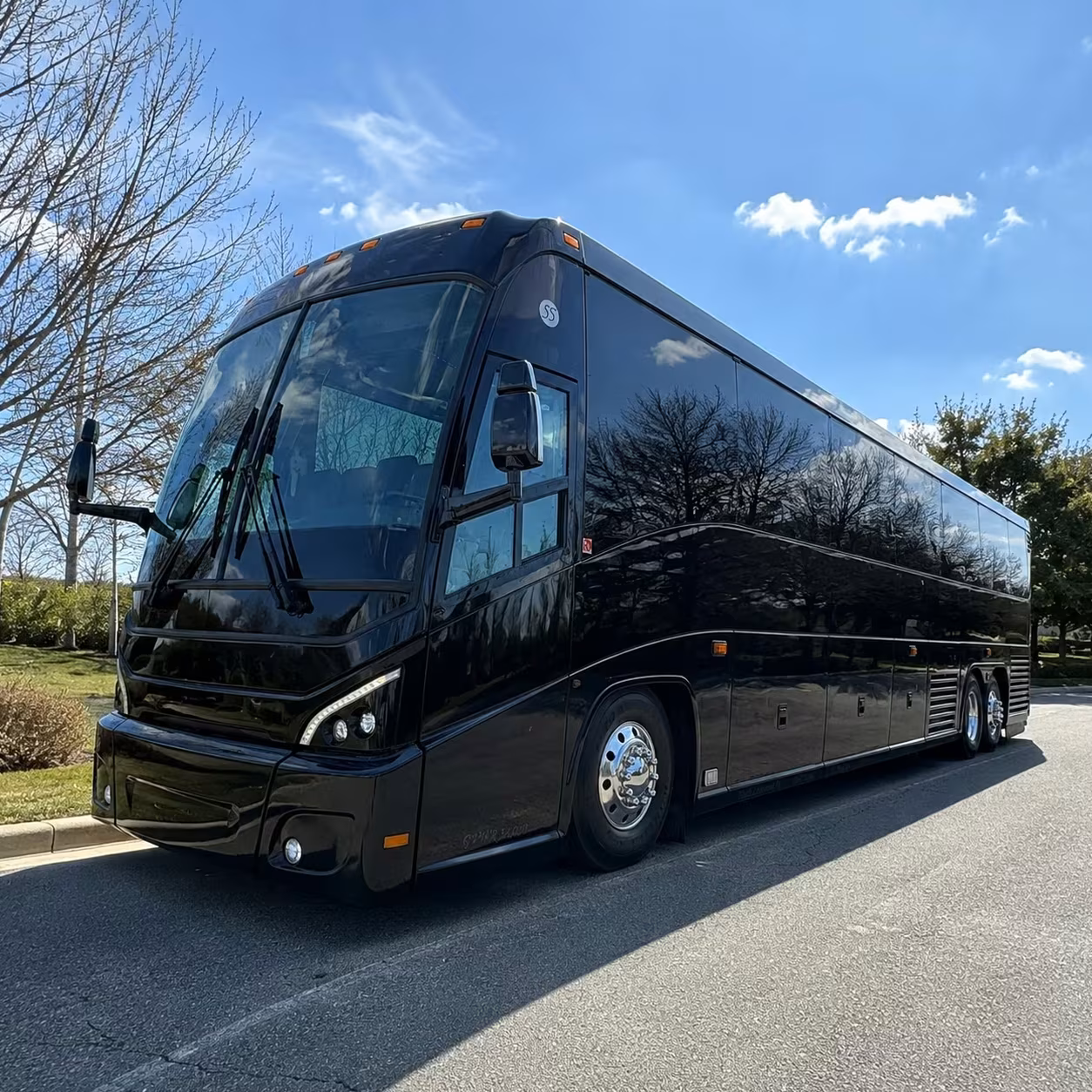 daily commuter shuttle buses in rio rancho along nm 528