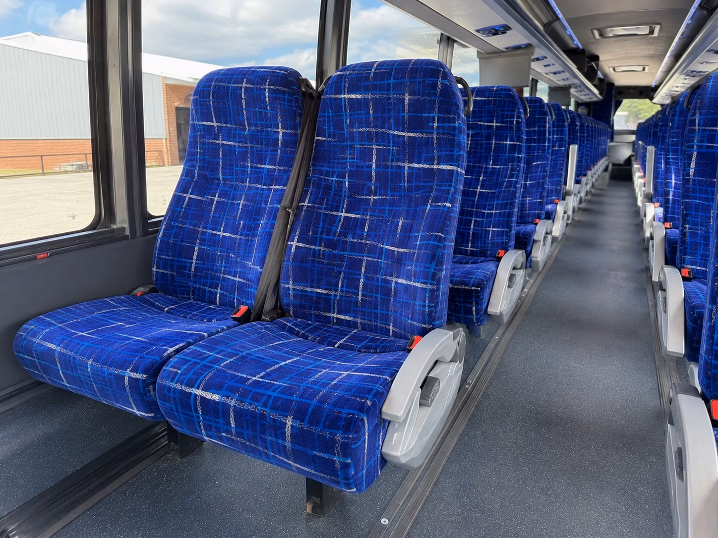 rio rancho tailgate shuttle buses and fan group party buses