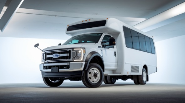 rio rancho 18 passenger minibus