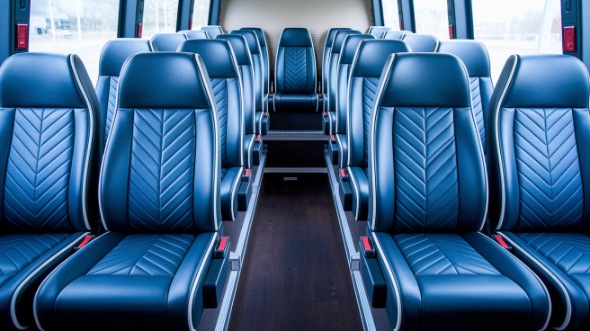 rio rancho 30 passenger minibus rental